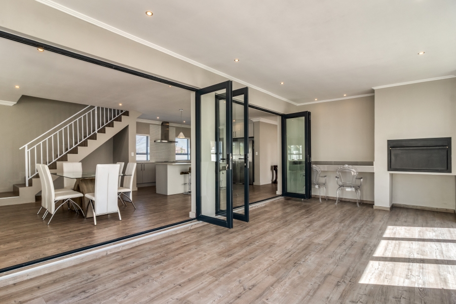 3 Bedroom Property for Sale in D’Stellen Estate Western Cape